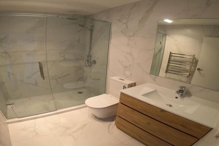 Photo of property in 17 Dinaric Lane, Westgate, 0814