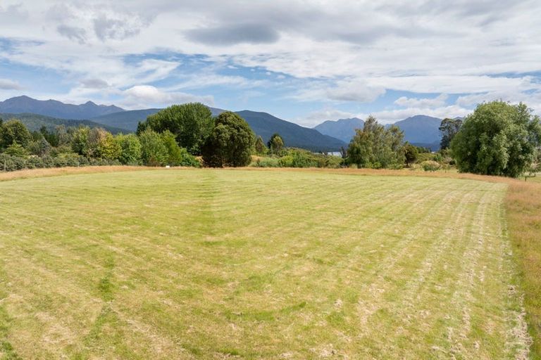 Photo of property in 48 Charles Nairn Road, Te Anau, 9679