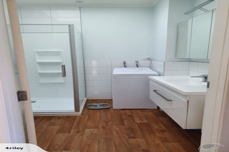 Photo of property in 30 Hiropi Street, Newtown, Wellington, 6021