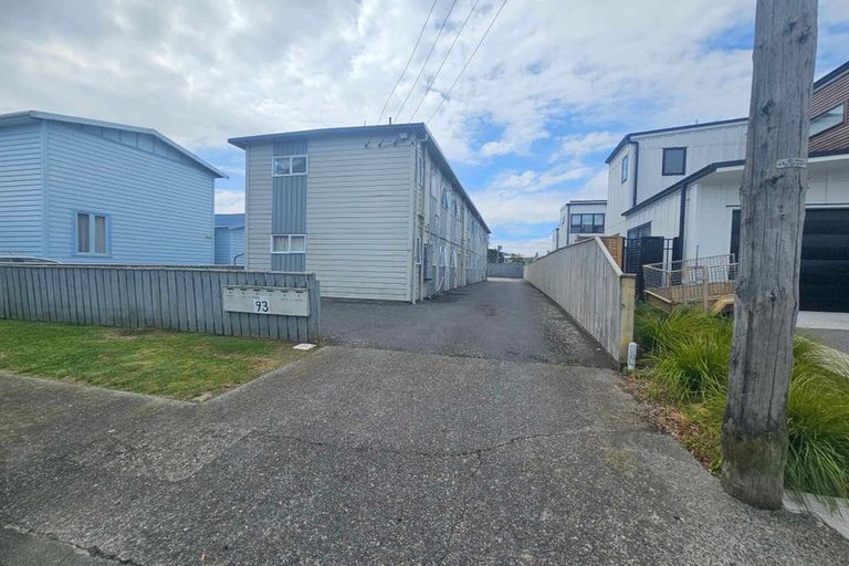 Photo of property in 5/93 Randwick Crescent, Moera, Lower Hutt, 5010