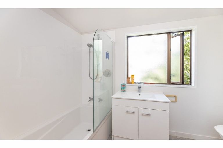 Photo of property in 2/6a Vernon Terrace, Hillsborough, Christchurch, 8022