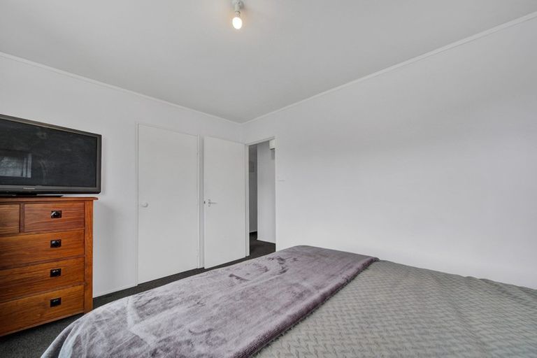 Photo of property in 35 Herekawe Drive, Spotswood, New Plymouth, 4310