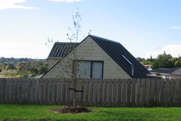 Photo of property in 203 Glengarry Road, Glen Eden, Auckland, 0602