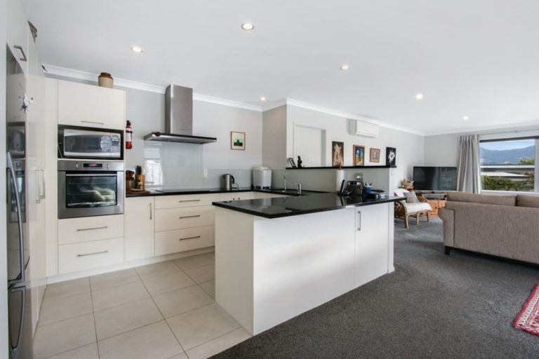 Photo of property in 5 Riverside Place, Katikati, 3129