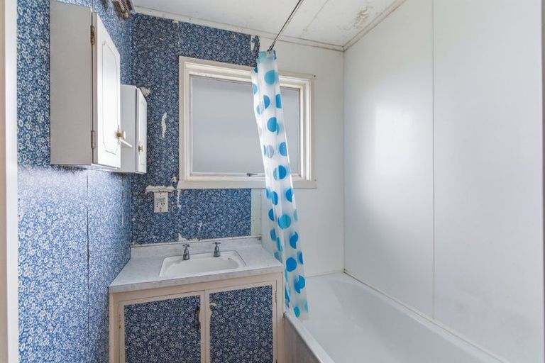 Photo of property in 180 Stobo Street, Grasmere, Invercargill, 9810