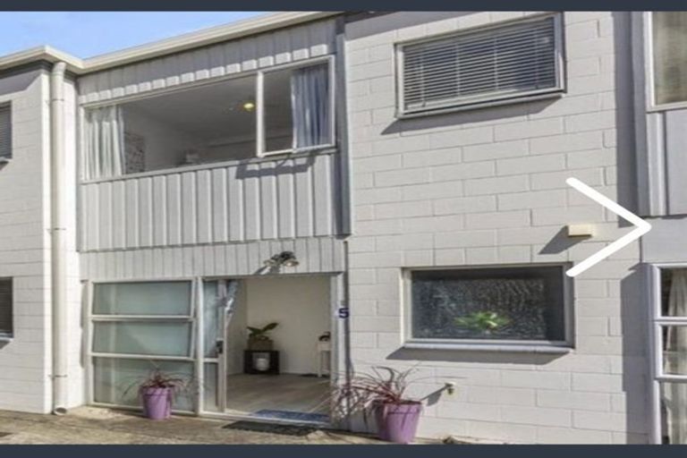 Photo of property in 5/25 Inverness Road, Browns Bay, Auckland, 0630