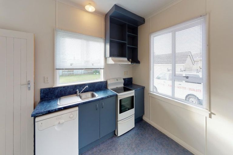 Photo of property in 21 Florence Avenue, Palmerston North, 4414