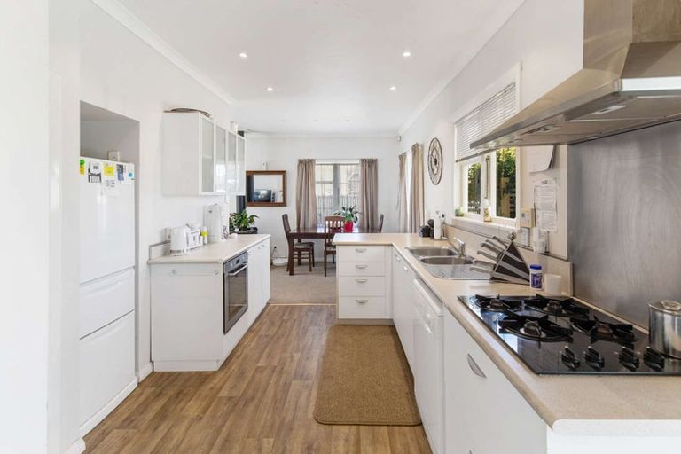 Photo of property in 25 Caffray Avenue, Aramoho, Whanganui, 4500