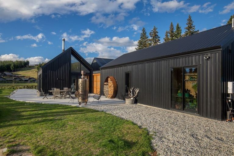 Photo of property in 509 Aubrey Road, Wanaka, 9305