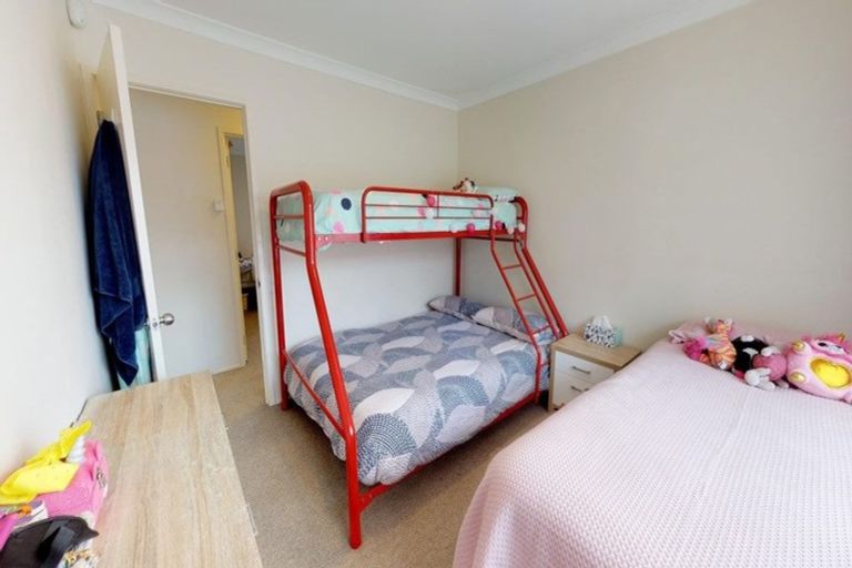 Photo of property in 1/2 Calluna Crescent, Totara Heights, Auckland, 2105