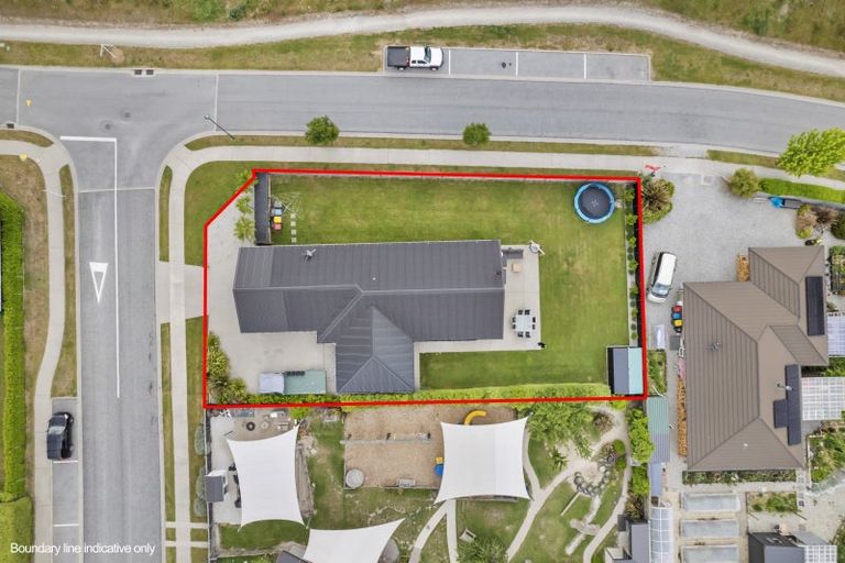 Photo of property in 10 Rifleman Street, Albert Town, Wanaka, 9305