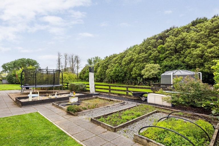 Photo of property in 12e Coombes Road, Te Kowhai, Hamilton, 3288