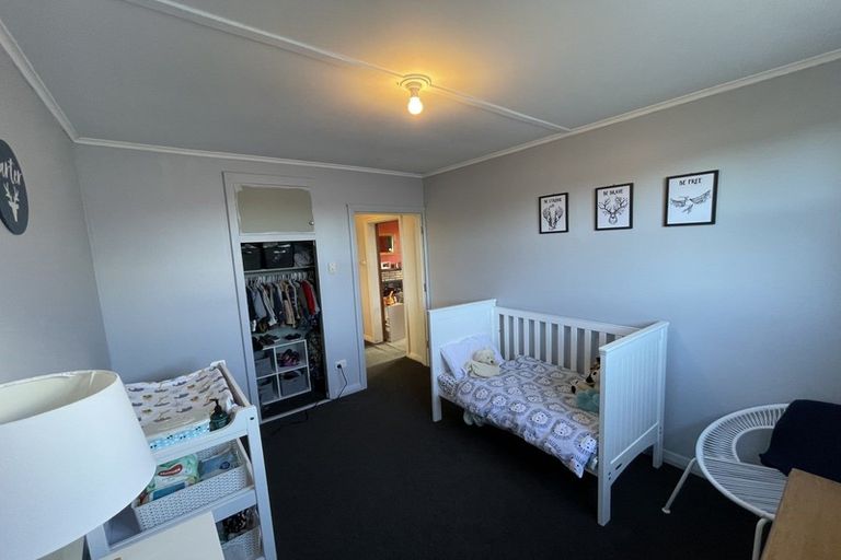 Photo of property in 17 Queen Street, Winton, 9720