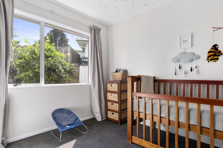 Photo of property in 32 Sherwood Street, Bellevue, Tauranga, 3110