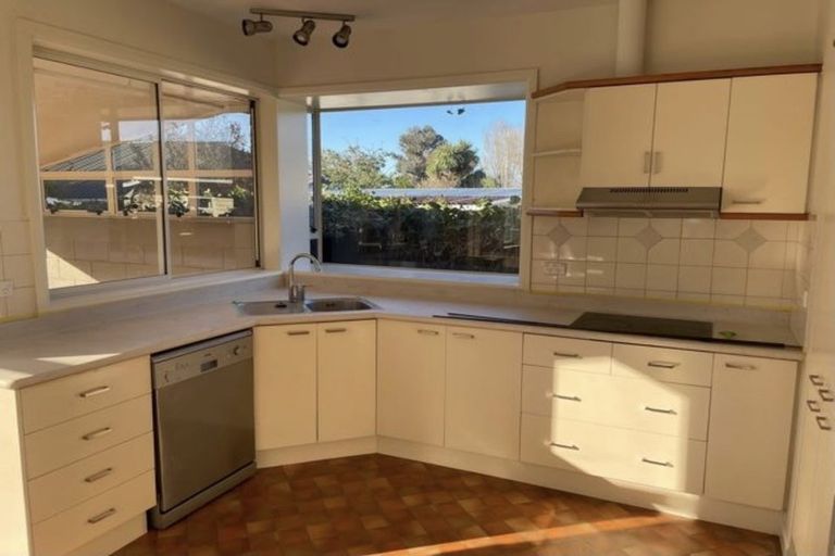 Photo of property in 125 Saint Martins Road, Saint Martins, Christchurch, 8022