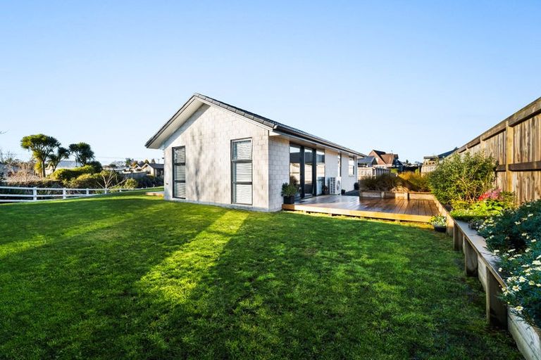 Photo of property in 8 Hodge Park Lane, Inglewood, 4330