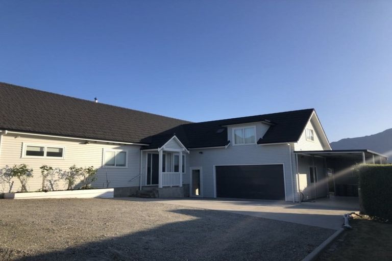 Photo of property in 31 Nichol Street, Lake Hawea, Wanaka, 9382