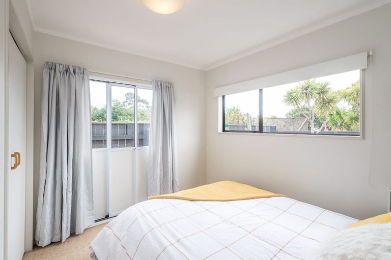 Photo of property in 39 Raumati Road, Raumati Beach, Paraparaumu, 5032