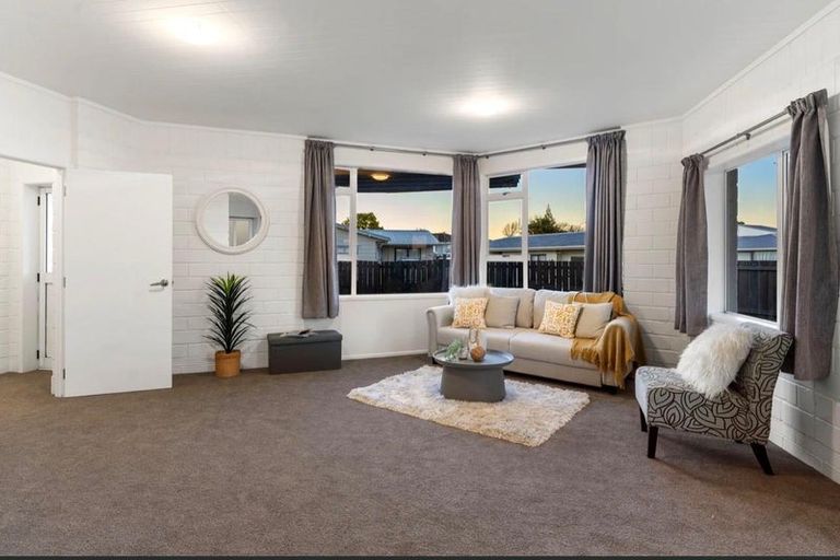 Photo of property in 26 Oratu Place, Manurewa, Auckland, 2102