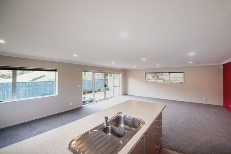 Photo of property in 5a Gifford Grove, Churton Park, Wellington, 6037