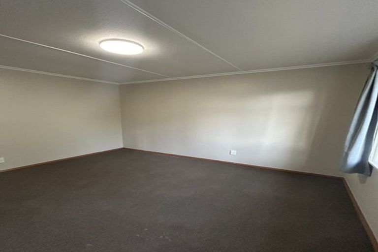 Photo of property in 3 Jackson Street, College Estate, Whanganui, 4500