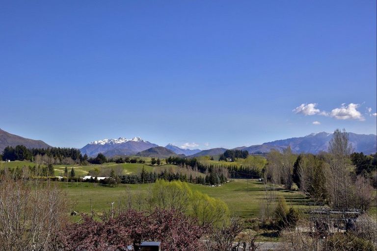 Photo of property in 65 Cotter Avenue, Arrowtown, 9302