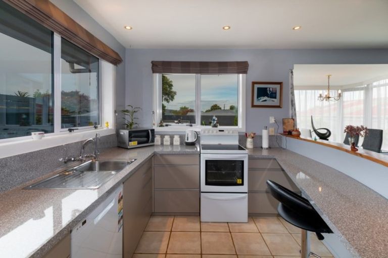 Photo of property in 38 Te Rama Place, Wainoni, Christchurch, 8061