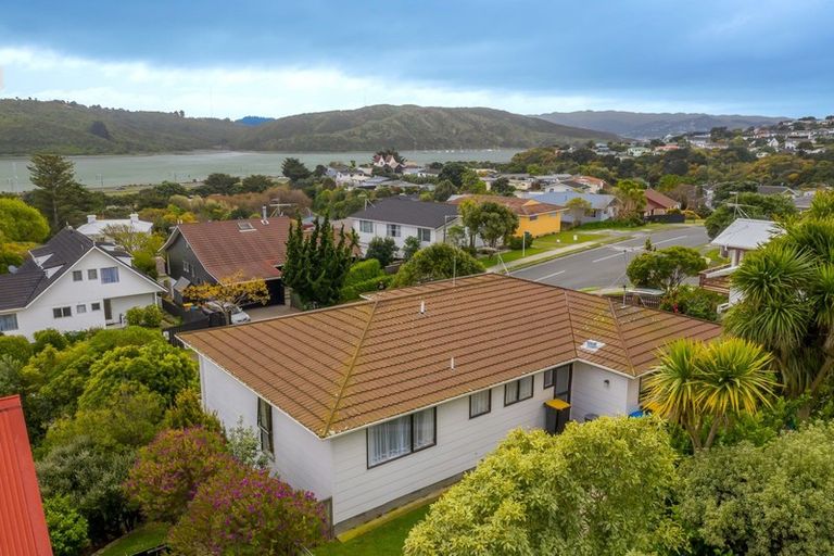 Photo of property in 55 Tweed Road, Papakowhai, Porirua, 5024
