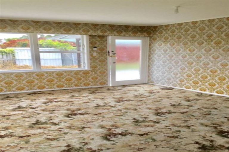 Photo of property in 2/79 Rimu Street, New Lynn, Auckland, 0600