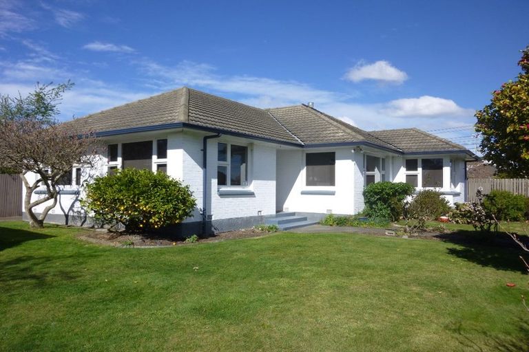 Photo of property in 2 Blanray Place, Bishopdale, Christchurch, 8053