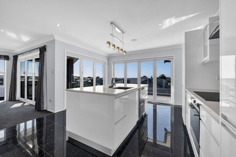 Photo of property in 7 Amy Way, Bell Block, New Plymouth, 4312