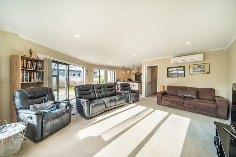 Photo of property in 2 Rimutaka Street, Trentham, Upper Hutt, 5018