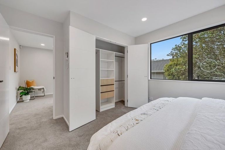 Photo of property in 25c Lavery Place, Sunnynook, Auckland, 0632