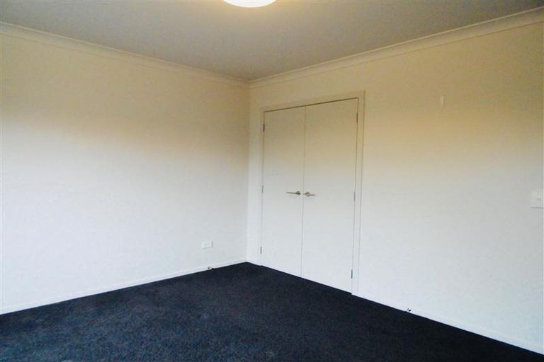 Photo of property in 14a Omata Road, Westown, New Plymouth, 4310