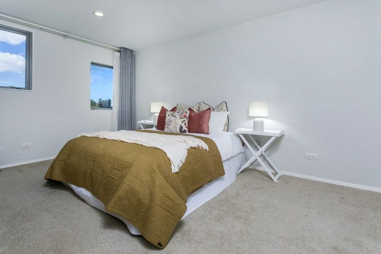 Photo of property in 12 The Landing, Riverhead, 0820