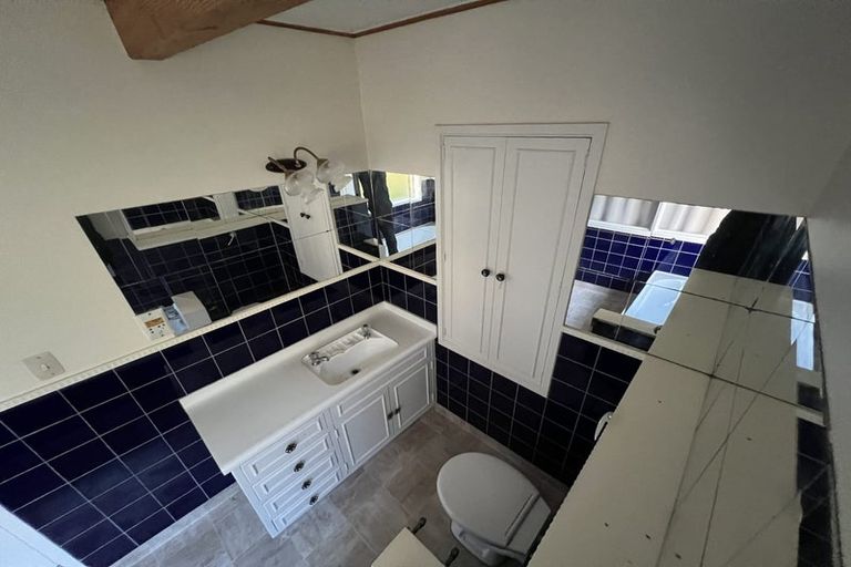 Photo of property in 73 Volga Street, Island Bay, Wellington, 6023