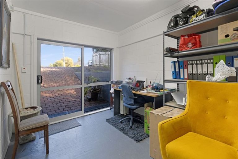 Photo of property in 151 Waimumu Road, Massey, Auckland, 0614