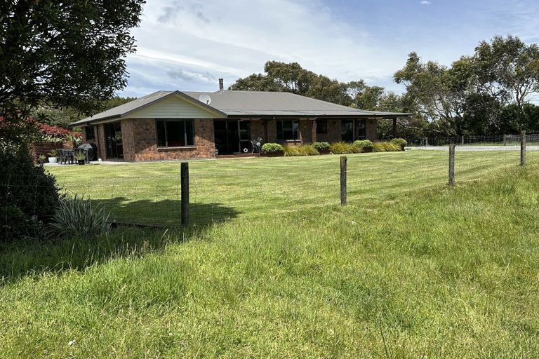 Photo of property in 114 Golf Links Road, Ruatapu, Hokitika, 7883