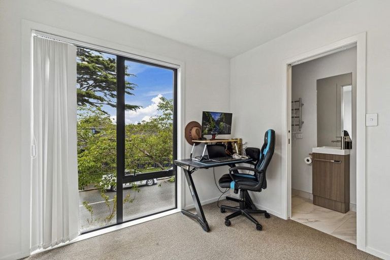 Photo of property in 3/20 Moor Avenue, Te Atatu Peninsula, Auckland, 0610