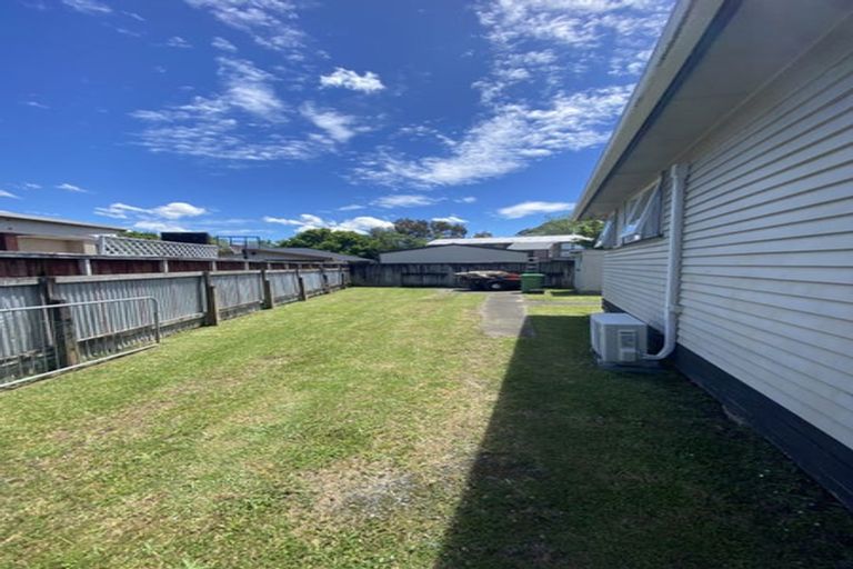 Photo of property in 29 Montgomery Crescent, Bader, Hamilton, 3206