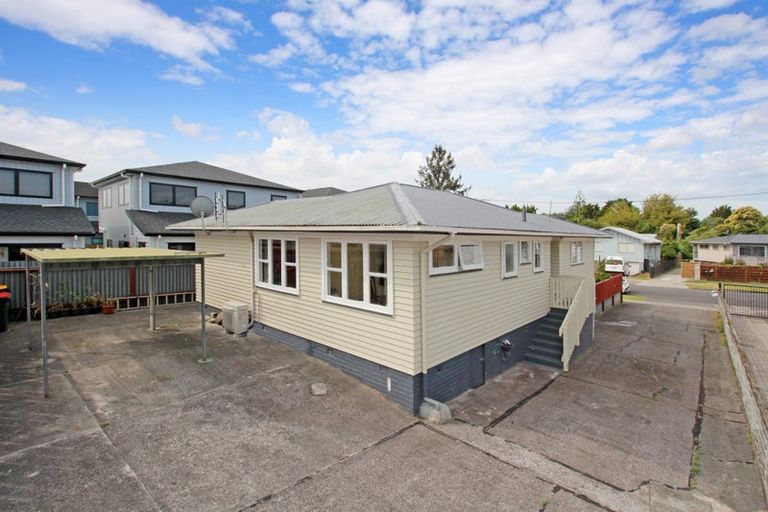 Photo of property in 1/5 Esperanto Road, Papatoetoe, Auckland, 2025