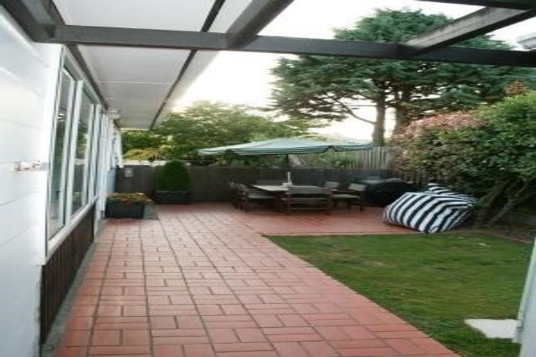Photo of property in 112 Leeward Drive, Whitby, Porirua, 5024