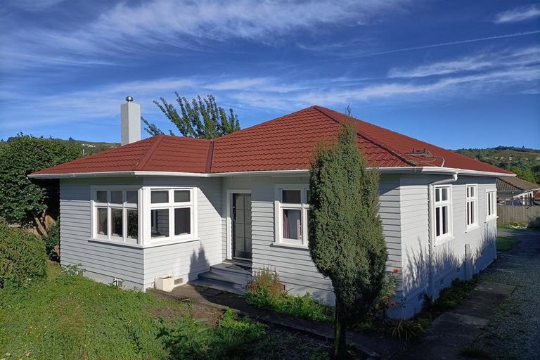 Photo of property in 114 Waimea Road, Nelson South, Nelson, 7010