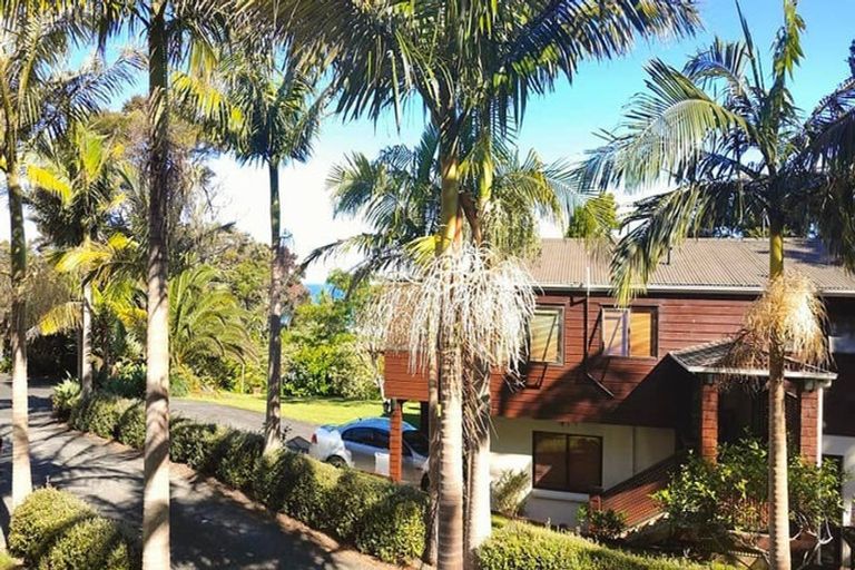 Photo of property in 21 Cochrane Avenue, Arkles Bay, Whangaparaoa, 0932