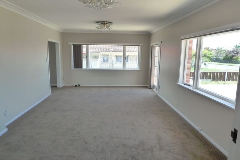 Photo of property in 124 Coronation Road, Papatoetoe, Auckland, 2025