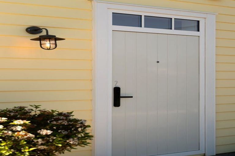 Photo of property in 2/97 Coronation Street, Spreydon, Christchurch, 8024