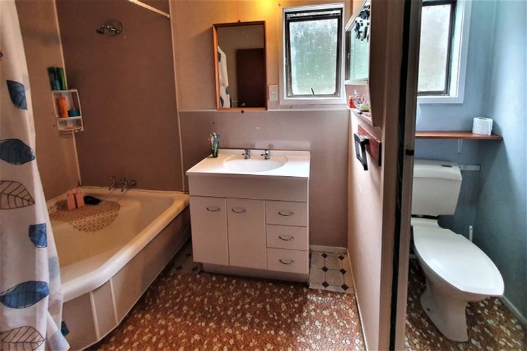 Photo of property in 761 Driving Creek Road, Coromandel, 3583