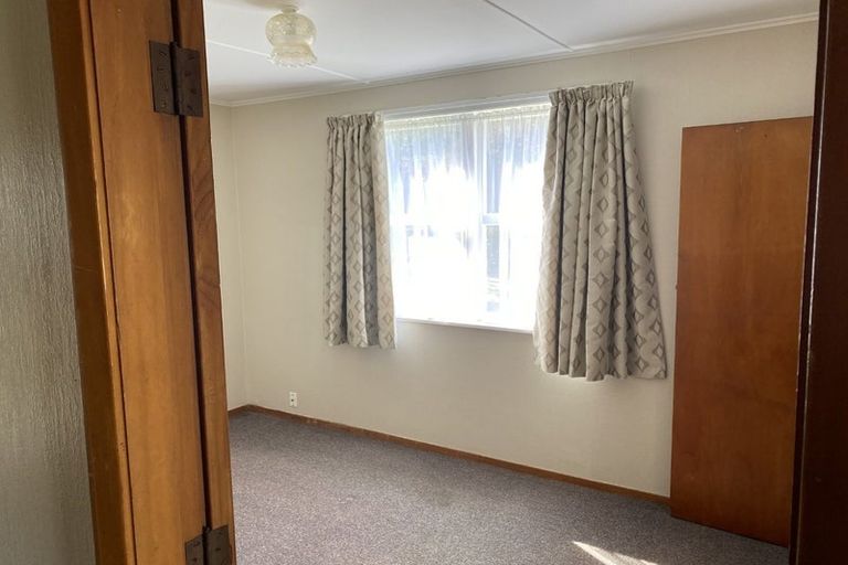 Photo of property in 3/50 Cruickshank Road, Clouston Park, Upper Hutt, 5018