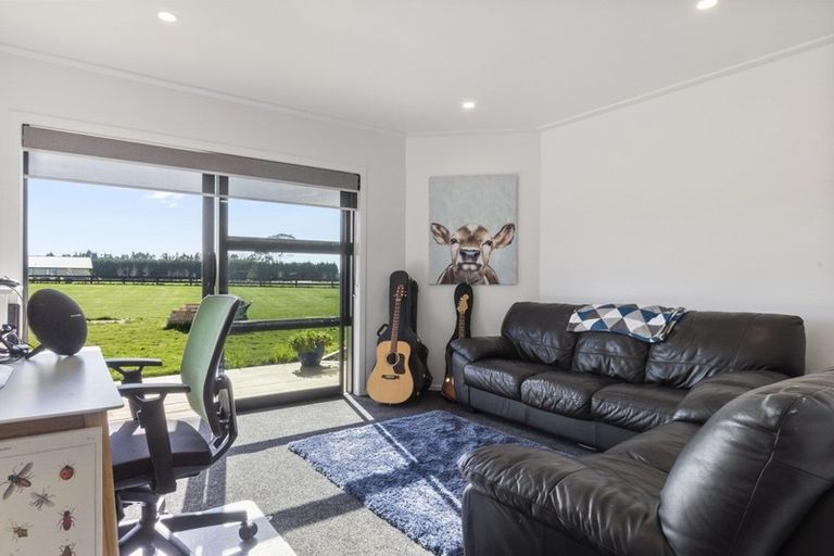 Photo of property in 25 Margot Lane, Matangi, Hamilton, 3283
