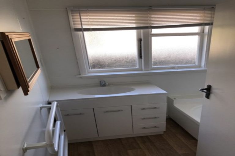 Photo of property in 1/137 Harewood Road, Papanui, Christchurch, 8053